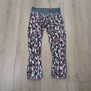 Nike Dri-Fit Cropped Leggings XS Black Pink Abstract Print Running Capri 12"x28"